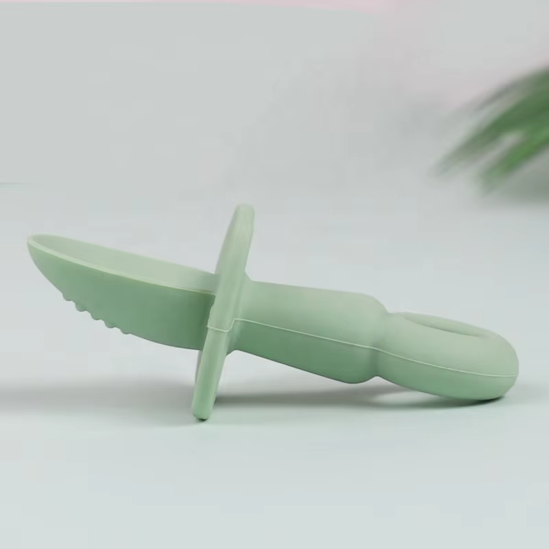 BPA 프리 실리콘 아기 및 유아용 수유 기구 아동용 디자인 스타일-안전 식품 스푼 포크