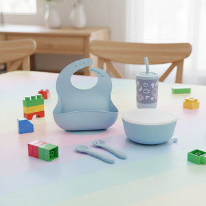Suministros de alimentaci&oacute;n de beb&eacute; de silicona sin BPA, vajilla para aperitivos, taza de silicona, babero, plato de succi&oacute;n, juego de cuchara y tenedor