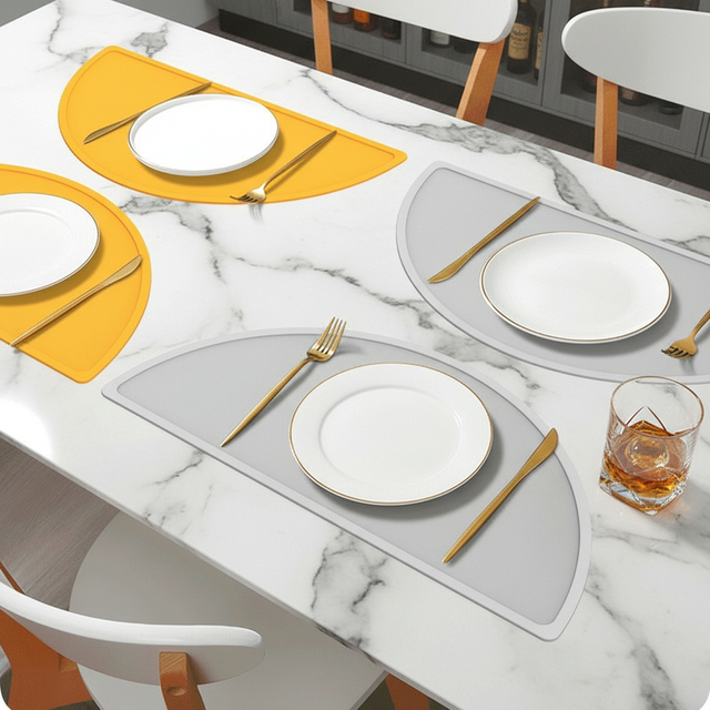 Tapis de salle &agrave; manger Portable r&eacute;utilisable sans Bpa pour enfants, tapis de table antid&eacute;rapant pour b&eacute;b&eacute;, napperons imperm&eacute;ables en Silicone pour enfants