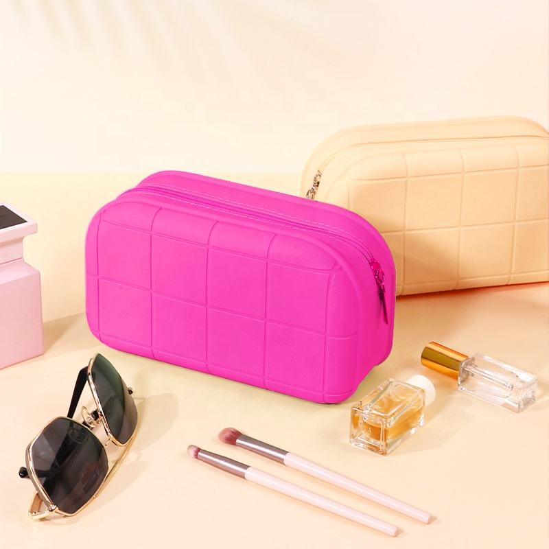Bolsa de maquillaje Wellfine de silicona resistente al agua de gran capacidad, bolsa de almacenamiento de cosm&eacute;ticos multifuncional a la moda con cremallera